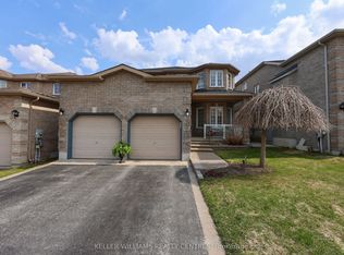 13 Surrey Dr, Barrie, ON L4M0C5