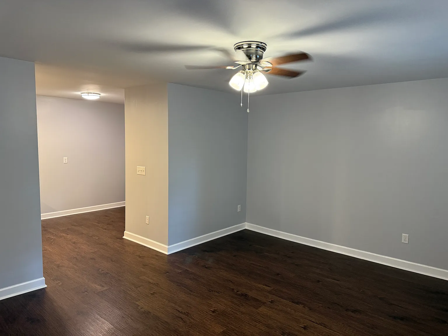 3 bed, 1000 sqft, $2,000 — Photo 3