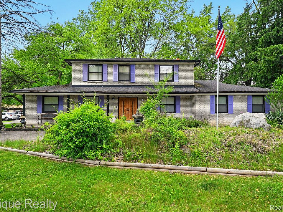 1st image of 25226 Ingleside Dr