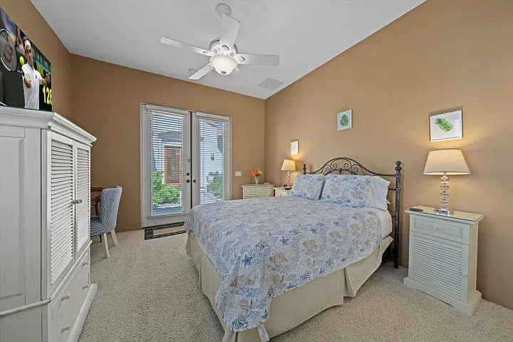 Detached casita with French door access to front courtyard.