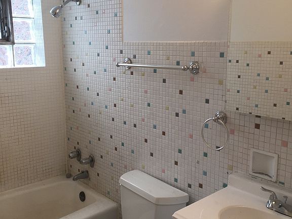 4th image of 7900 S Wabash Ave #79042A