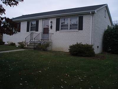 2nd image of 929 Dogwood Cir