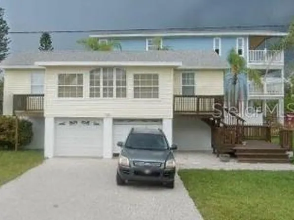 300 N 22nd St, Bradenton Beach, FL 34217