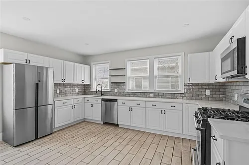 123 Radcliffe Ave Photo 1