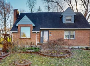 9010 Loch Lea Ln, Louisville, KY 40291