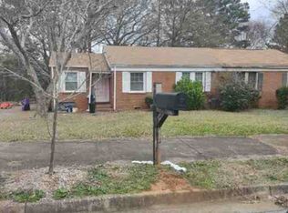 1718 Lisbon Dr SW, Atlanta, GA