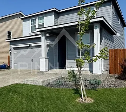 4 bed, 2.5 bath, 1860 sqft, $3,000 — Photo 2
