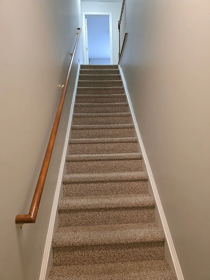 Charming 2BR Townhome in Columbia — Photo 2