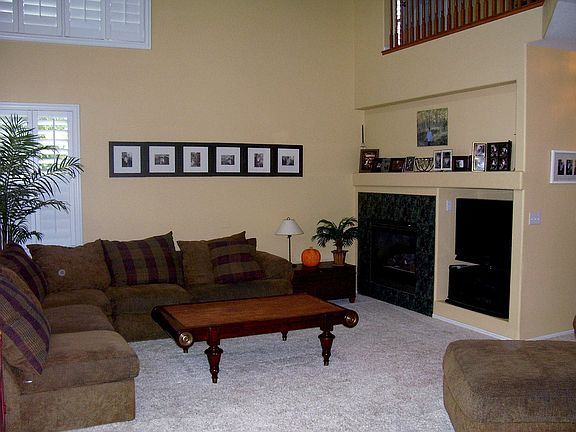 Cozy Gas Fireplace with Blower