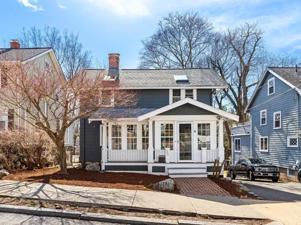 25 Peter Tufts Rd, Arlington, MA 02474