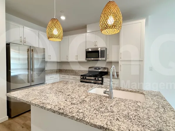 4570 S Renaissance Dr #103, Gilbert, AZ 85297