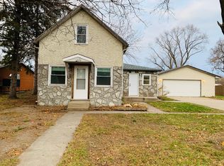 1220 5th St NW, Elk River, MN 55330