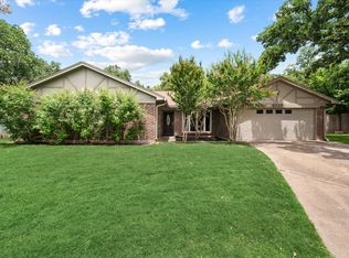3320 Derby Ct, Bedford, TX 76021