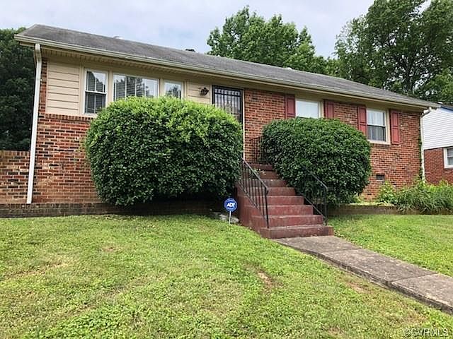 2nd image of 2812 Glenan Dr