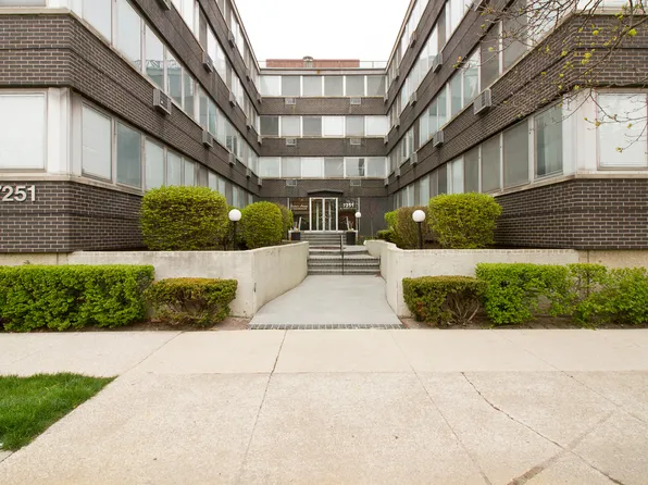 7251 Randolph St APT C5, Forest Park, IL 60130