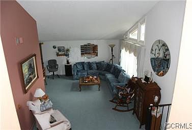 2nd image of 9977 Holly St