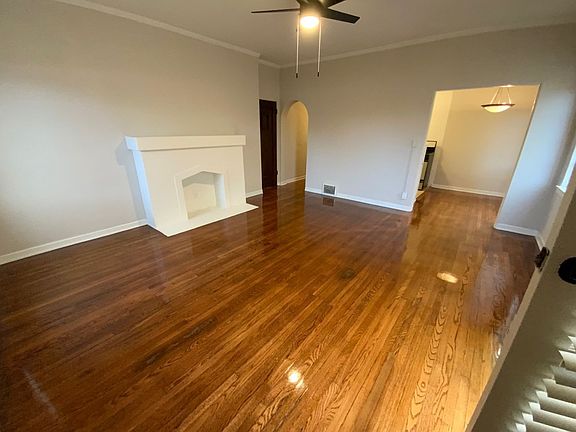 3rd image of 851 S Mansfield Ave APT 203