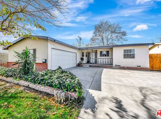 38453 3rd St E, Palmdale, CA 93550