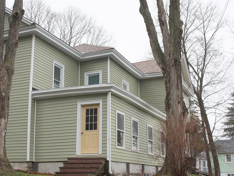 2nd image of 28 Brook St