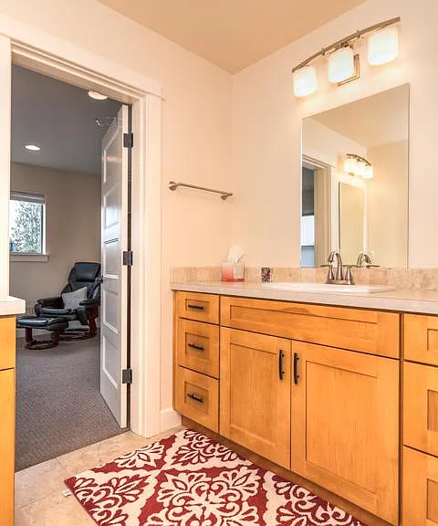 1423 NW Mount Washington Dr — Photo 17