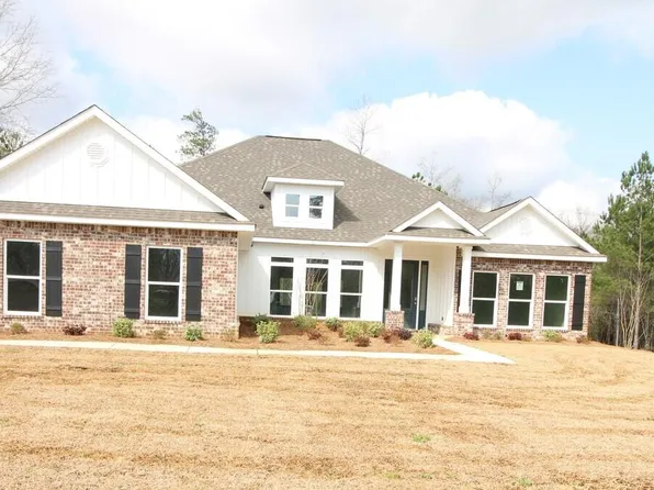 27 Wabash Way, Sumrall, MS 39482