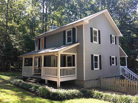 2nd image of 110 Buckwood Trl