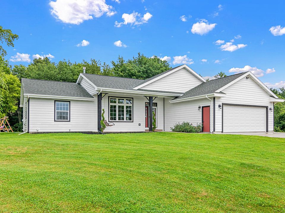 あ*ん様 house on the hill 110 8254 110th St, Spring Valley, WI 54767 | Zillow
