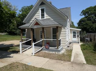 323 Lafayette Ave, Grand Haven, MI 49417