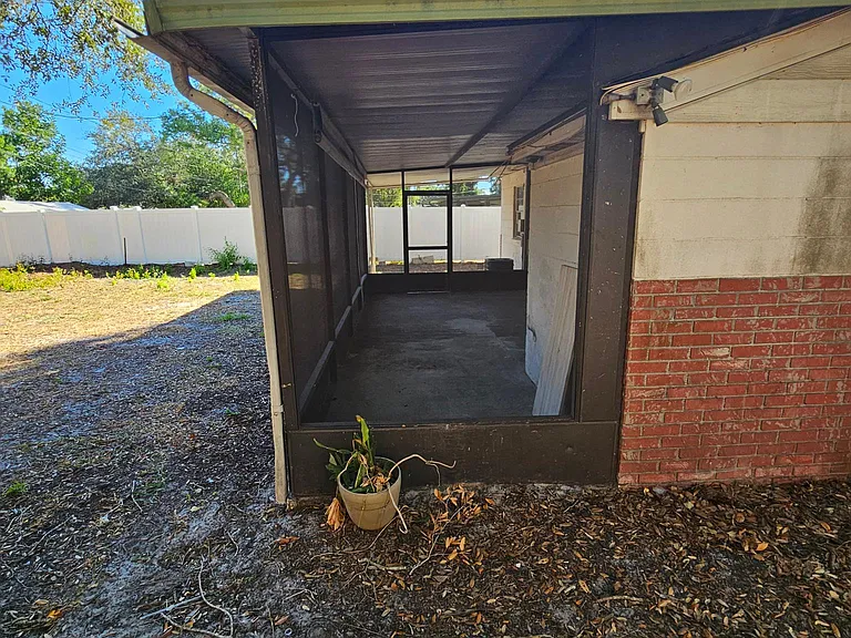 4320 S West Shore Blvd — Photo 16