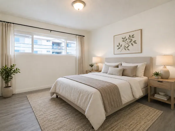 2122 E 10th St APT 4, Long Beach, CA 90804
