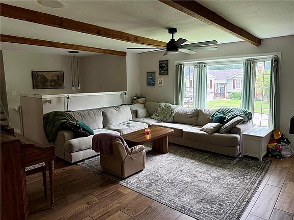 3rd image of 7111 Michael Ln