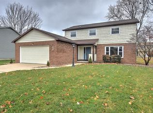 4688 E Willowbrook Ln, Decatur, IL 62521