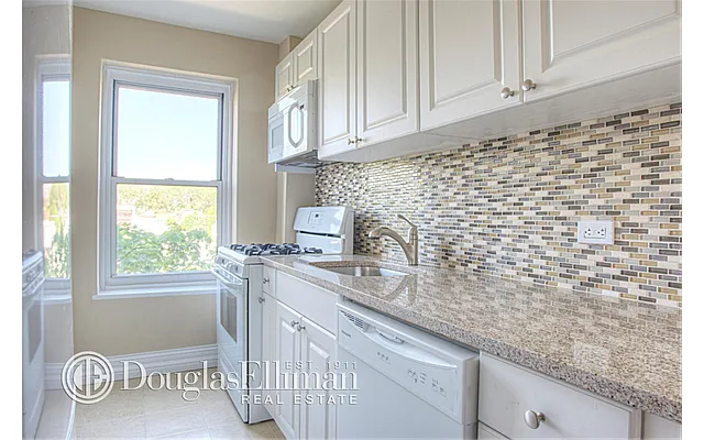 Sold by Douglas Elliman | media 7