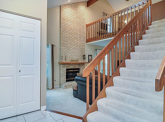 2nd image of 3222 Anton Dr #3222