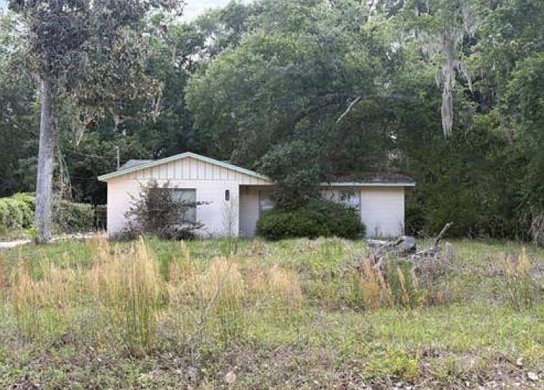 1st image of 107 Woodlawn Rd
