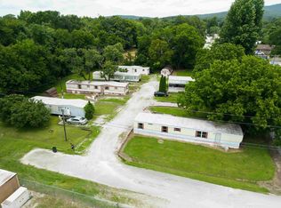 302 Hawkins St, Cowan, TN 37318