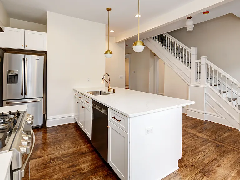 703 Franklin Ave — Photo 13