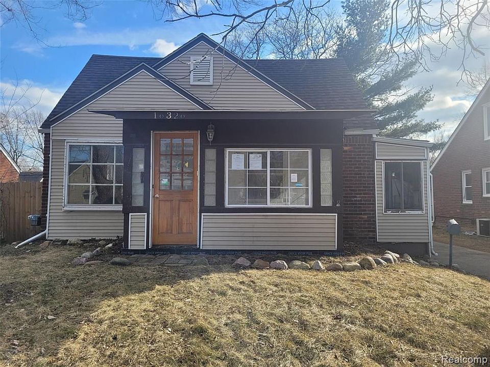 16326 Toepfer Dr, Eastpointe, MI 48021 Zillow
