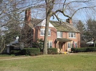 1102 S Prospect Ave, Champaign, IL