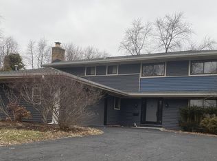 816 Royal Street George Dr, Naperville, IL 60563