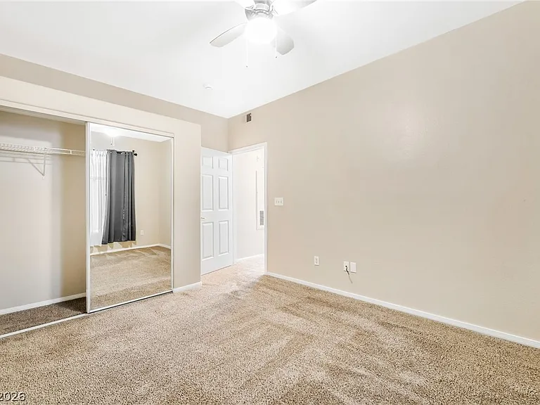 2050 W Warm Springs Rd #2411 — Photo 29