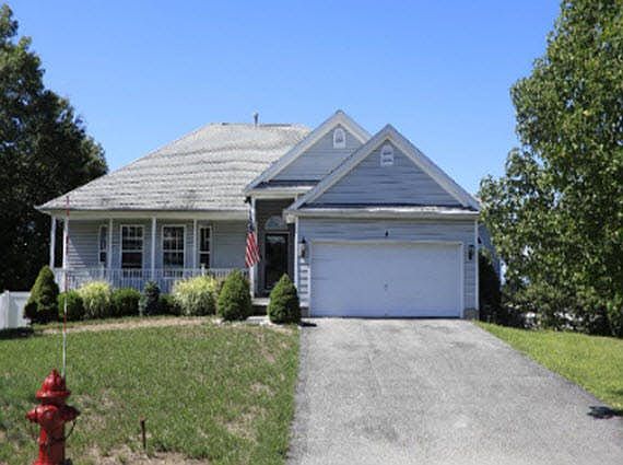 3rd image of 9 Bridle Ct
