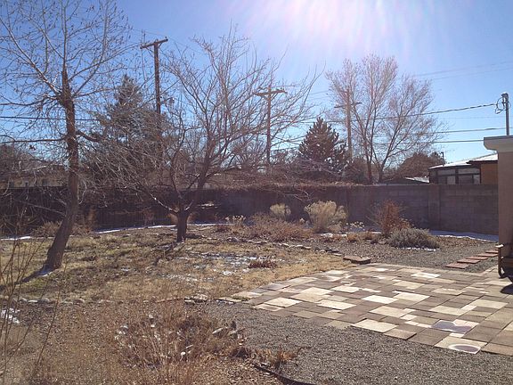5th image of 1806 Palomas Dr NE