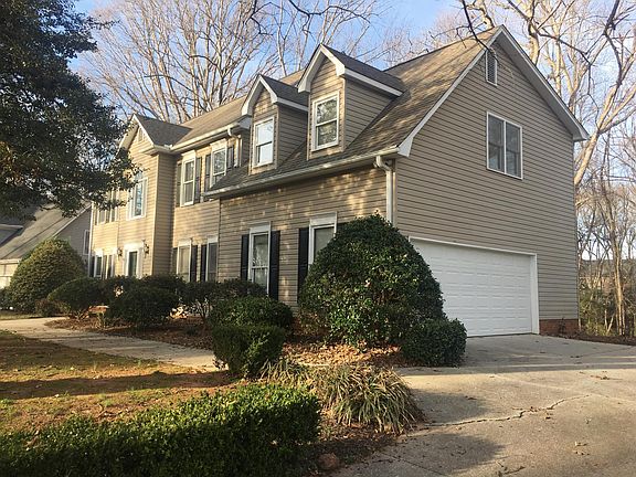 3rd image of 104 Farming Creek Dr