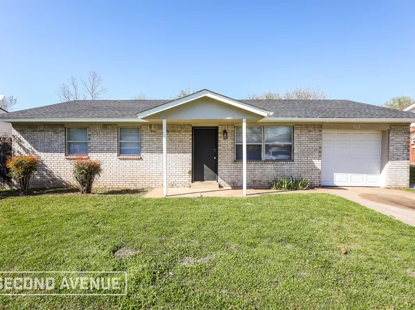 703 Willis St, Noble, OK 73068