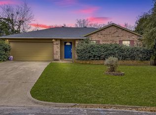 1601 Arlington Dr, Corsicana, TX 75110
