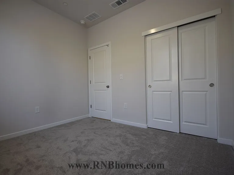 3921 Slurry St — Photo 6