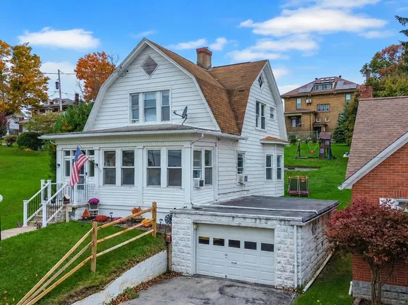 513 W Crawford St, Ebensburg, PA 15931
