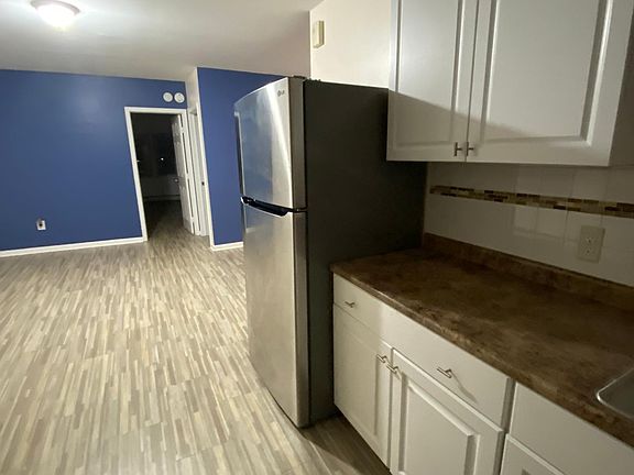 3rd image of 252 Lincoln Pl Floor 2