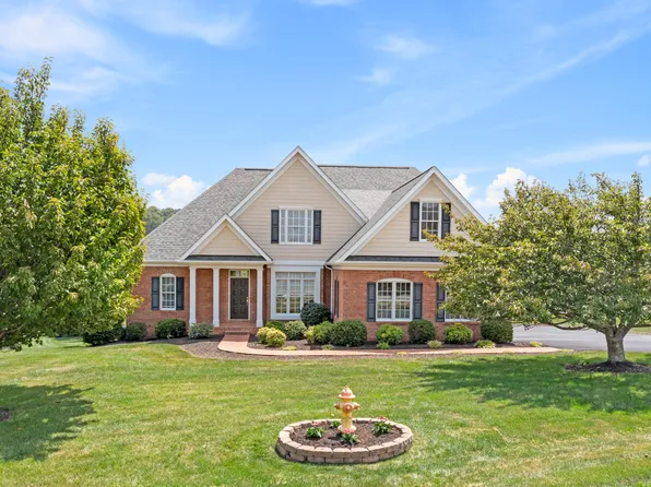 248 Summit Ridge Rd, Daleville, VA 24083